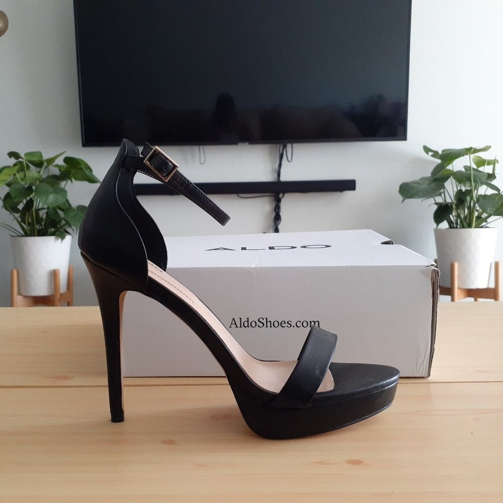 Never Worn! Aldo Heeled Sandal - Size 9, Black